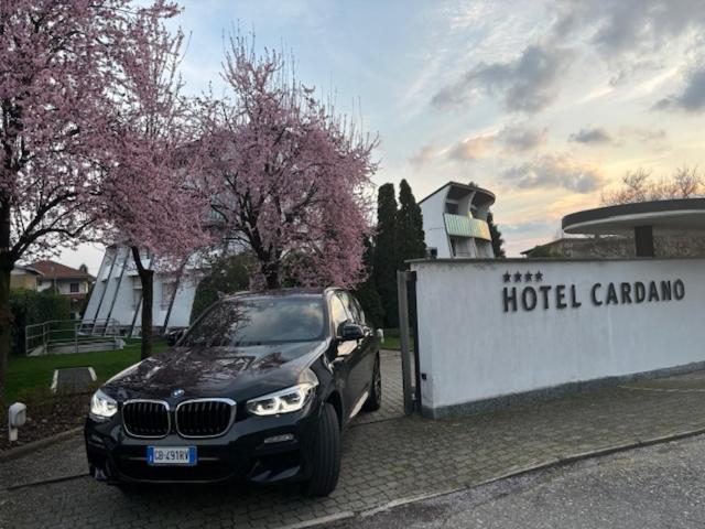 Cardano Hotel Malpensa Cardano Al Campo Exterior foto