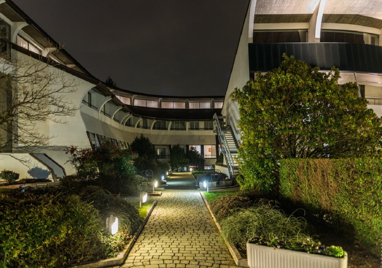 Cardano Hotel Malpensa Cardano Al Campo Exterior foto